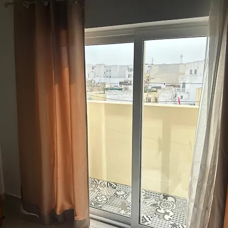 Cosy One-bedroom Penthouse *