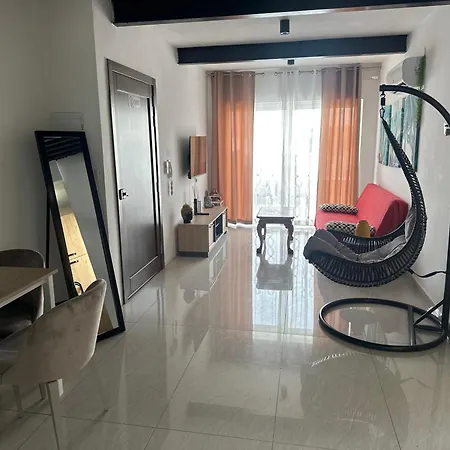 Cosy One-bedroom Penthouse