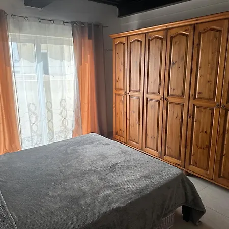 Cosy One-bedroom Penthouse Appartement *